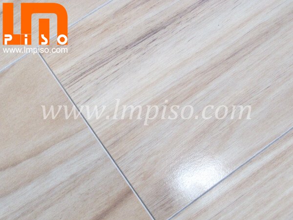 Light color beveled painted v groove high gloss laminate floo